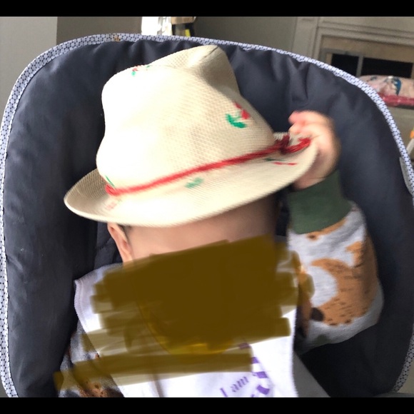 ✨HOST PICK✨Straw Baby Hat with Cherry details - Picture 2 of 2